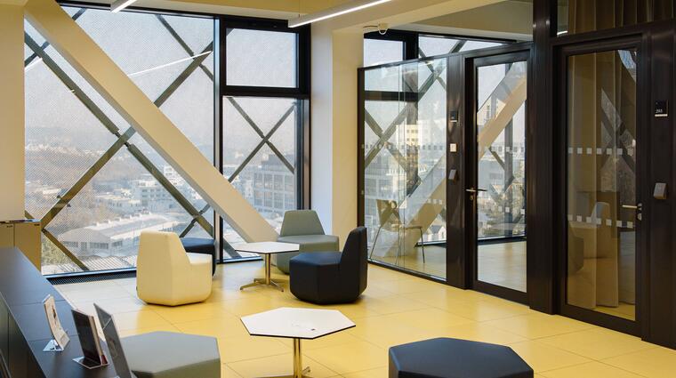 Knihovna Jinonice relaxační zóna a týmové studovny